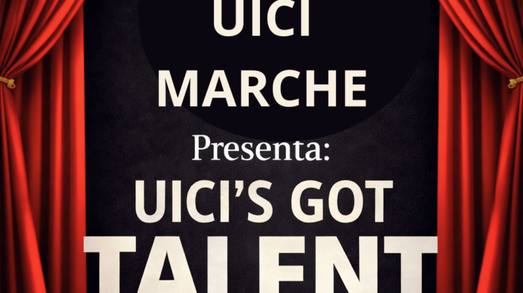 Sipario rosso che si apre. Dentro su sfondo nero: " UICI Marche presenta: UICI'S GOT TALENT "